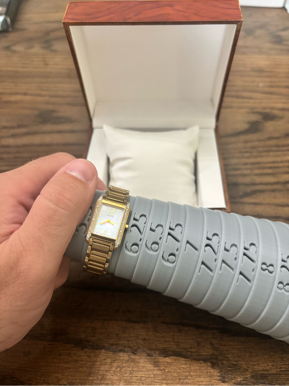 Citizen Eco-Drive Women’s Gold-Tone Watch Mother-of-Pearl Dial - Picture 6 of 6